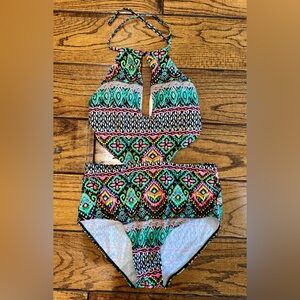 Mosaic one piece Womens swimsuit with side cutouts NWOT Size XL